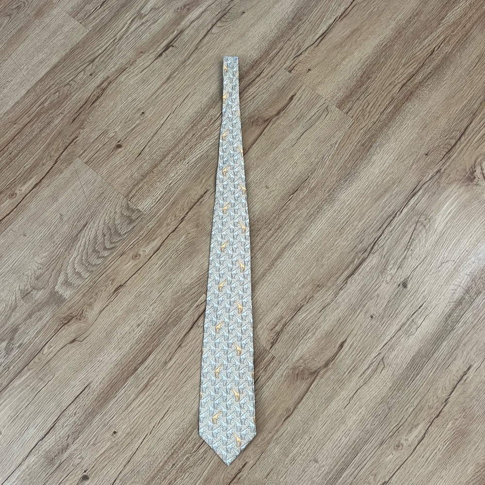 Burberry silk giraffe tie